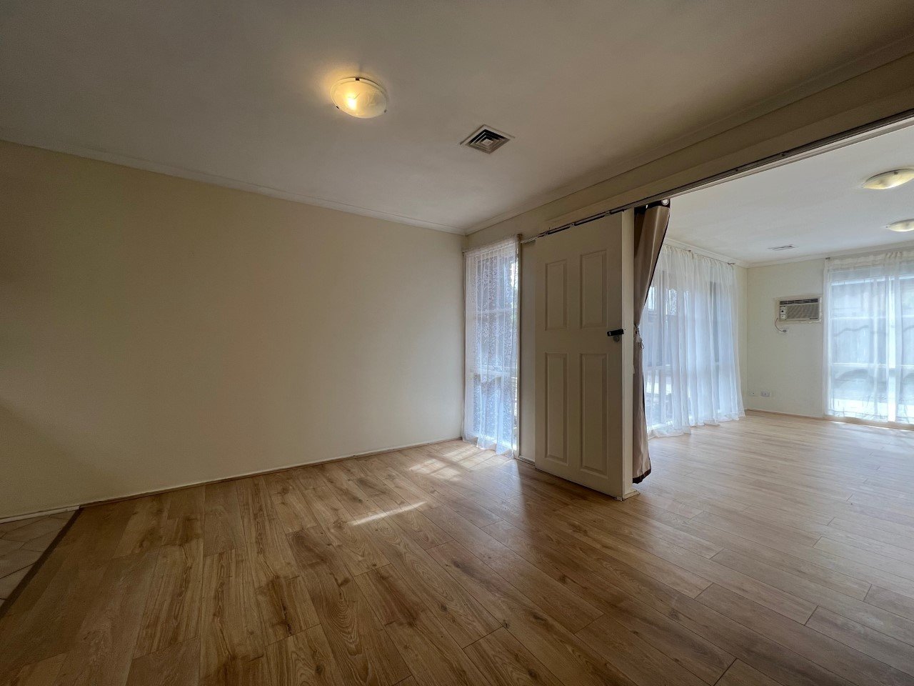 Gallery: 1/1409 North Road