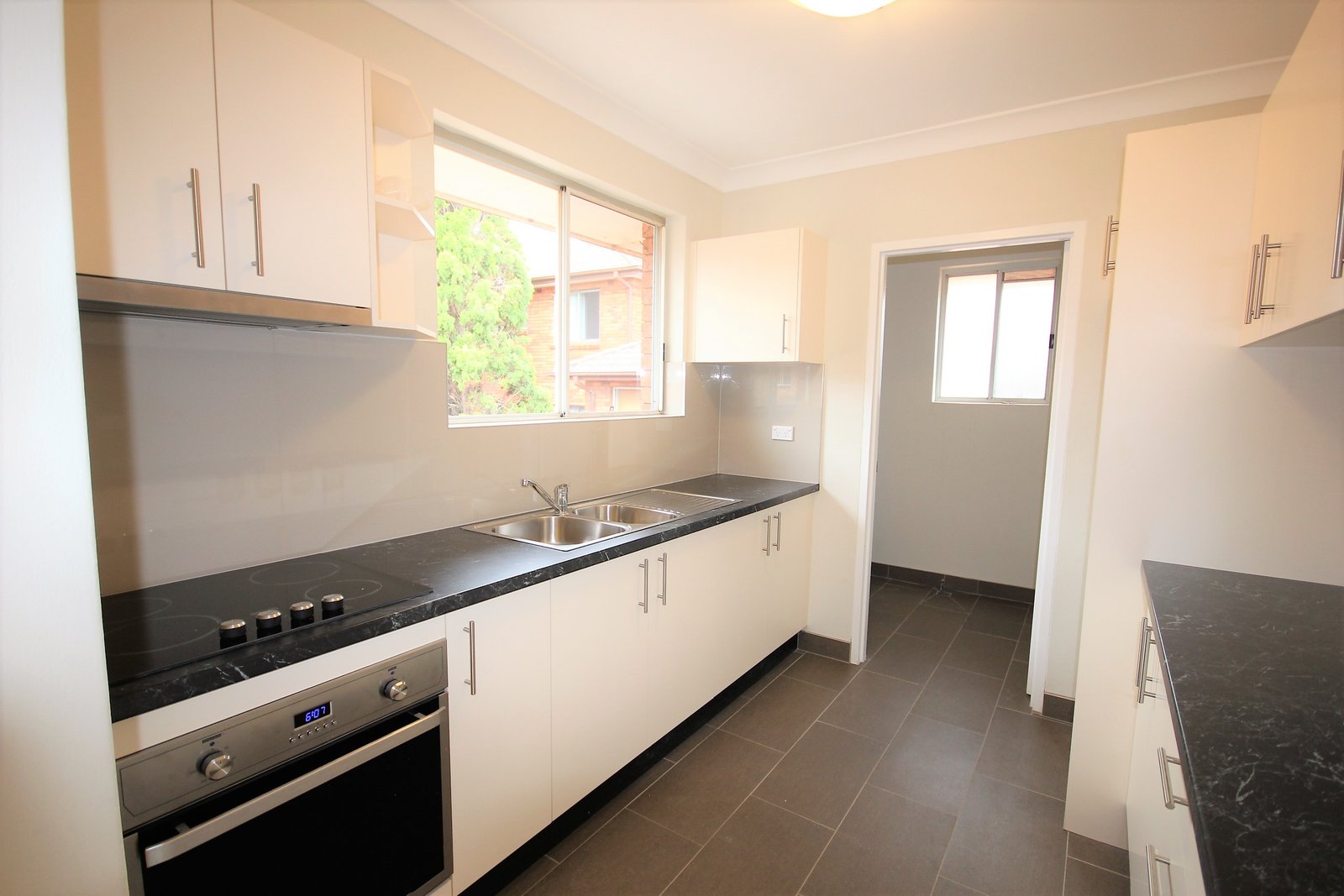 11/41-43 Villiers Street ROCKDALE 3