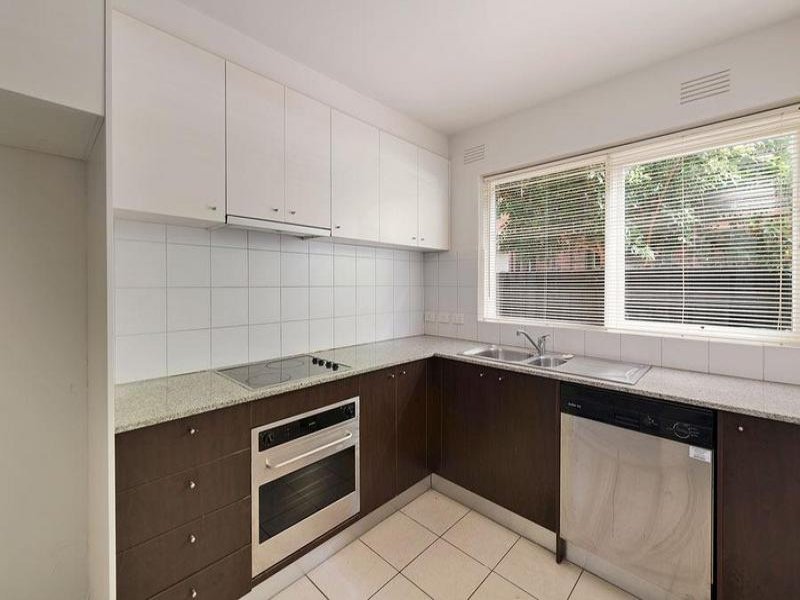 Gallery: 1/141 Glen Huntly Road