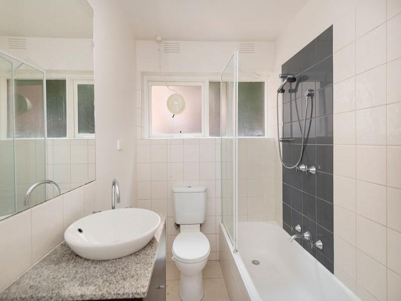 Gallery: 1/141 Glenhuntly Road