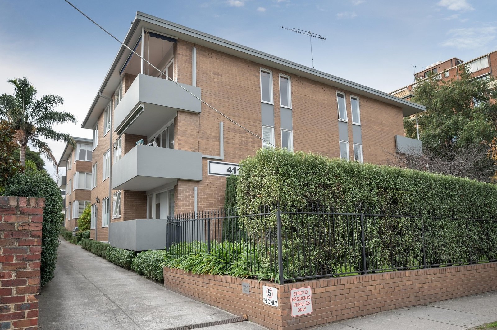 11/411 Toorak Road, Toorak, 3142