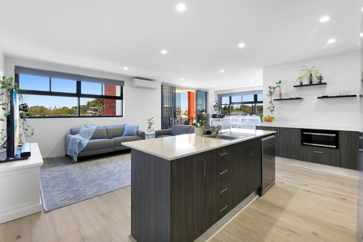 114/1930 Gold Coast Highway Miami 2