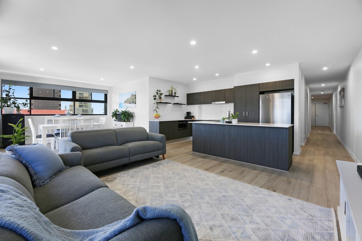 114/1930 Gold Coast Highway Miami 7