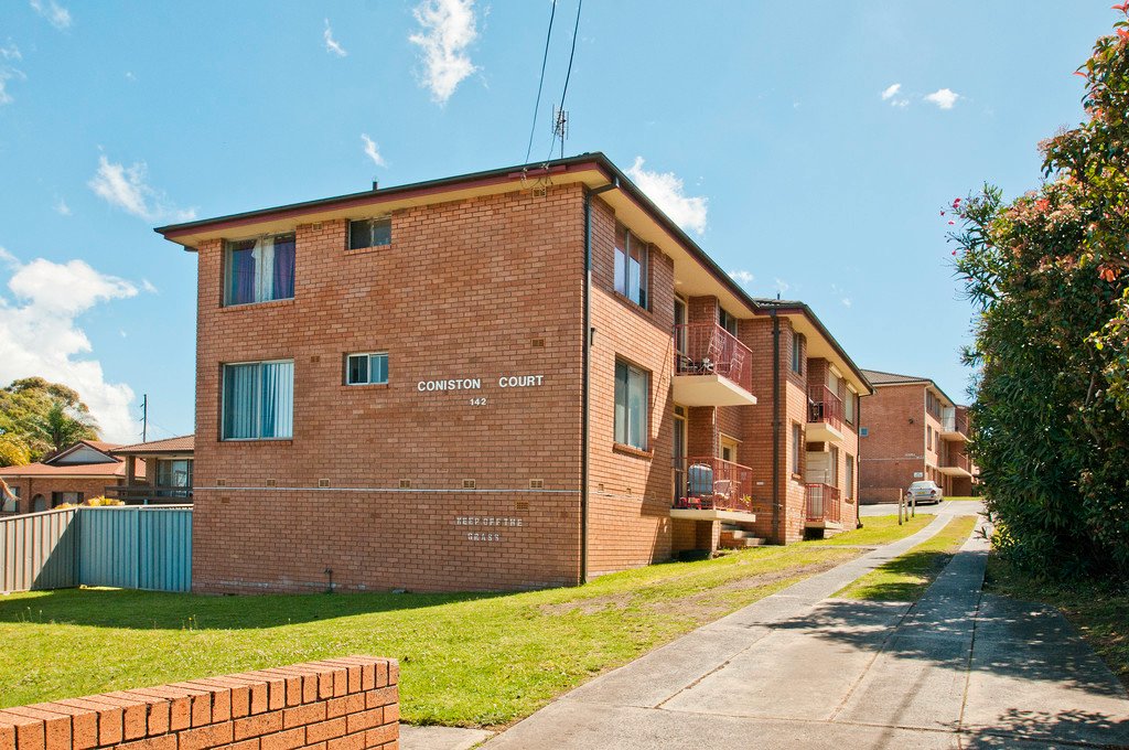 1/142 Gladstone Avenue CONISTON 1