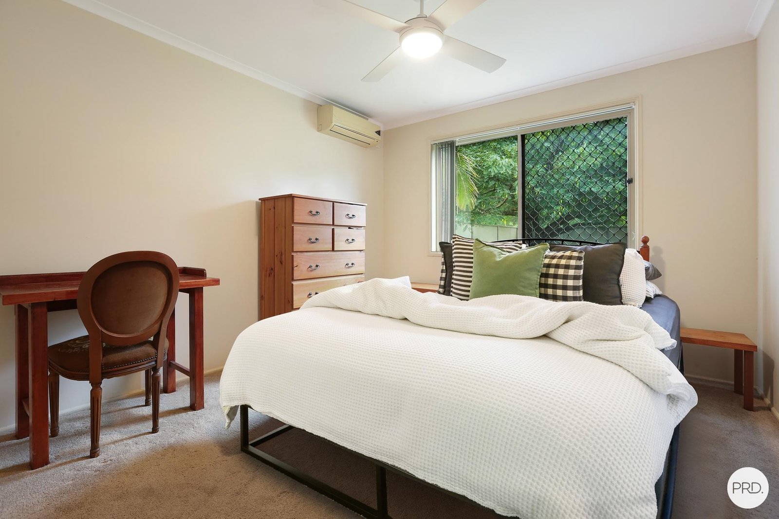 1/142 Kumbari Avenue LABRADOR 3