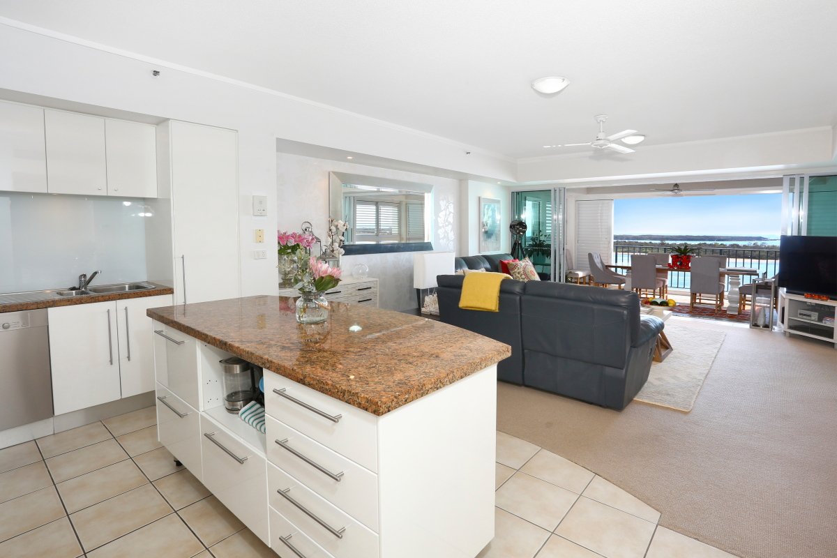 114/326-342 Marine Parade LABRADOR 7