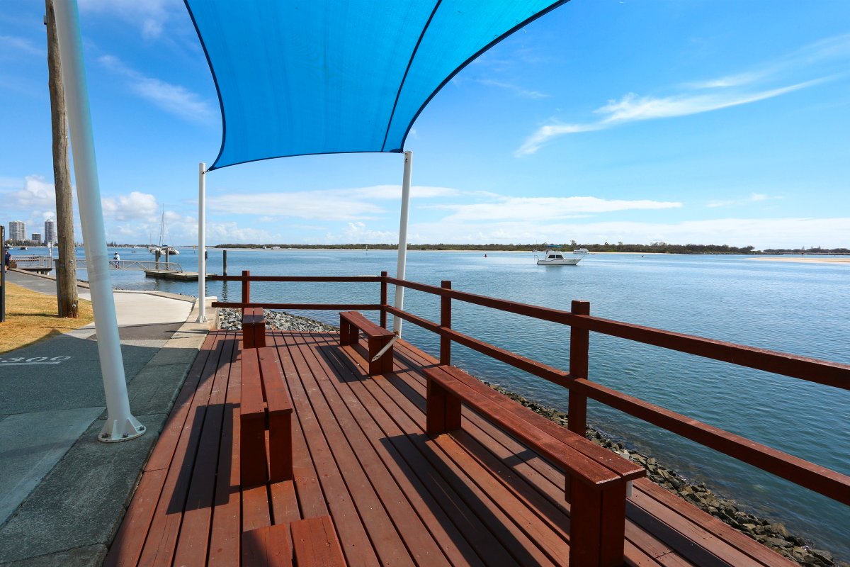 114/326-342 Marine Parade LABRADOR 25