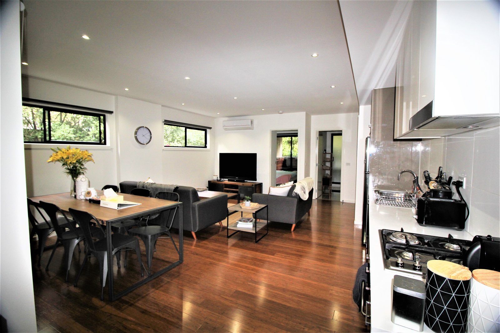Gallery: 114/438 Huntingdale Road