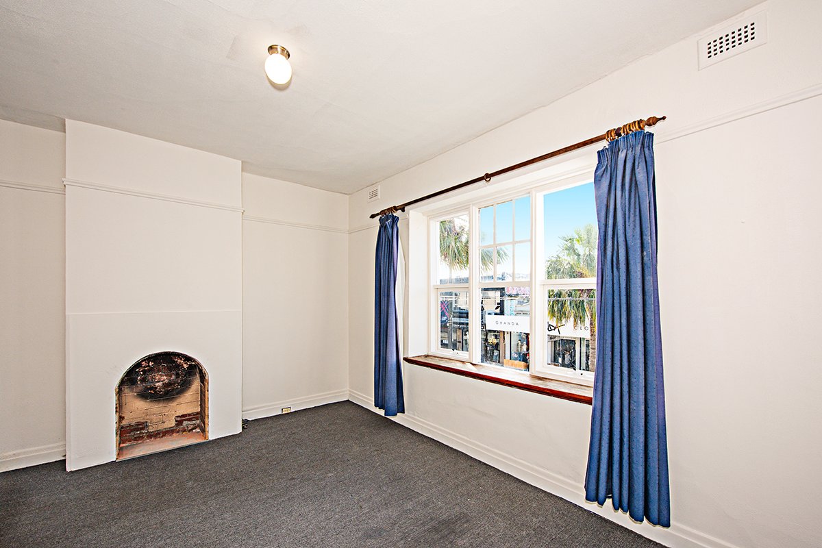 Gallery: 1/145 Acland Street