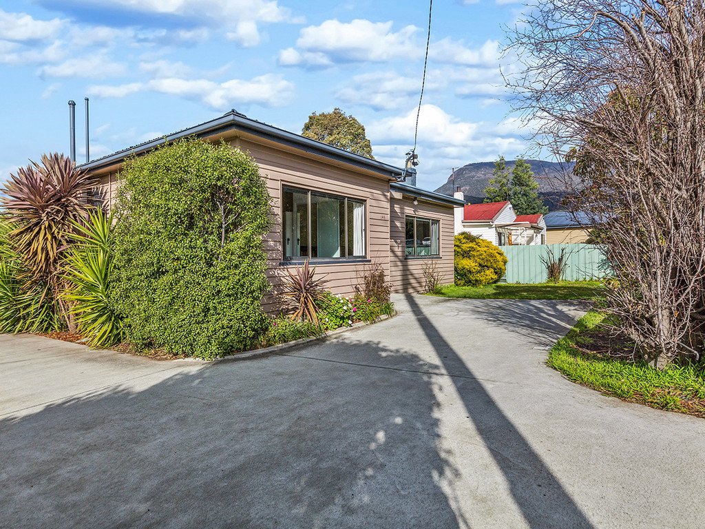 1/145 Chapel Street GLENORCHY 17