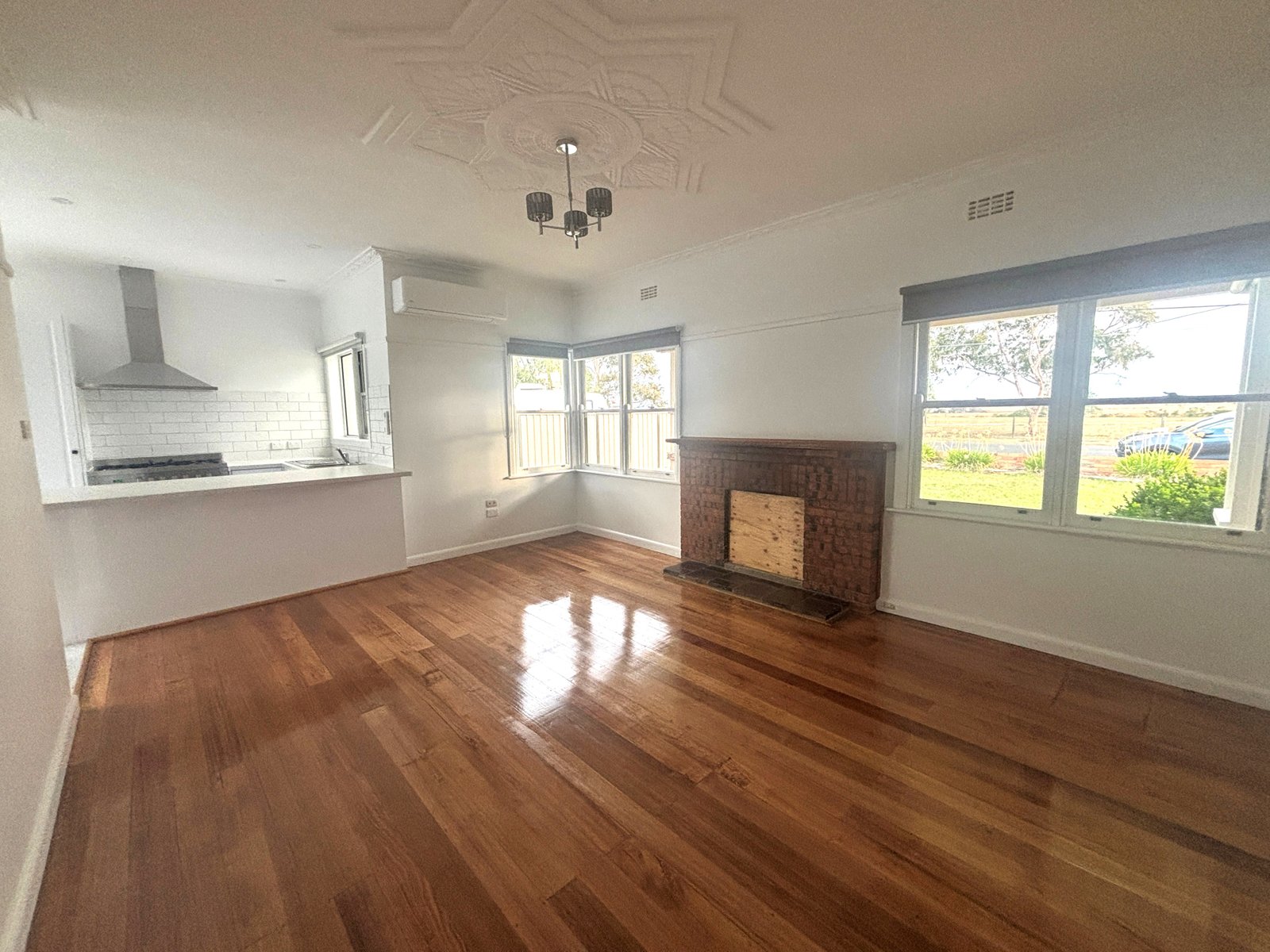 Gallery: 1/145 Rennie Street