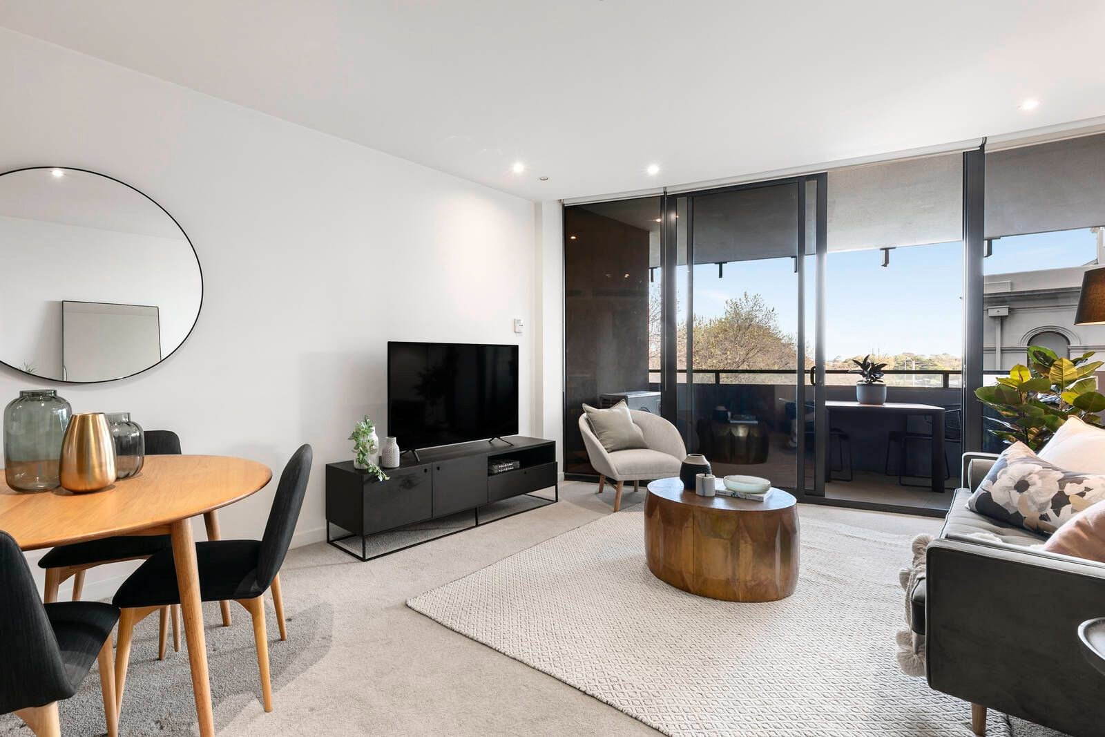 Gallery: 114/55 Queens Road