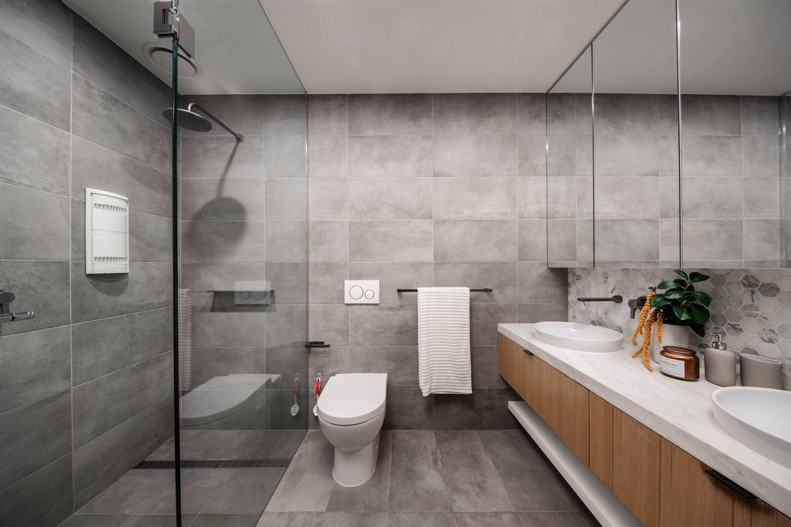 Real Estate and Property in 11/456 Barkers Road, Hawthorn East, VIC