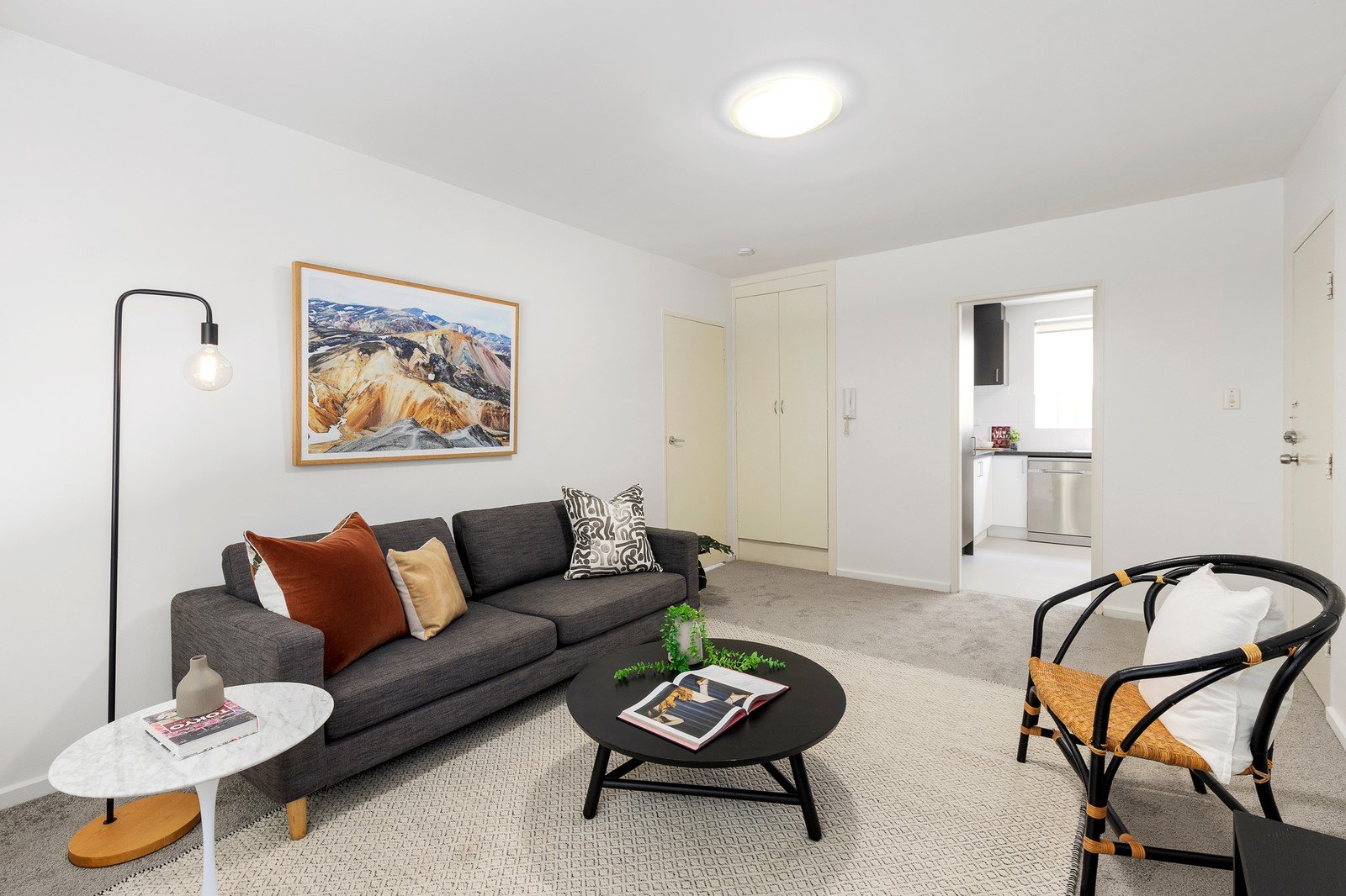 Gallery: 1/145a Hotham Street