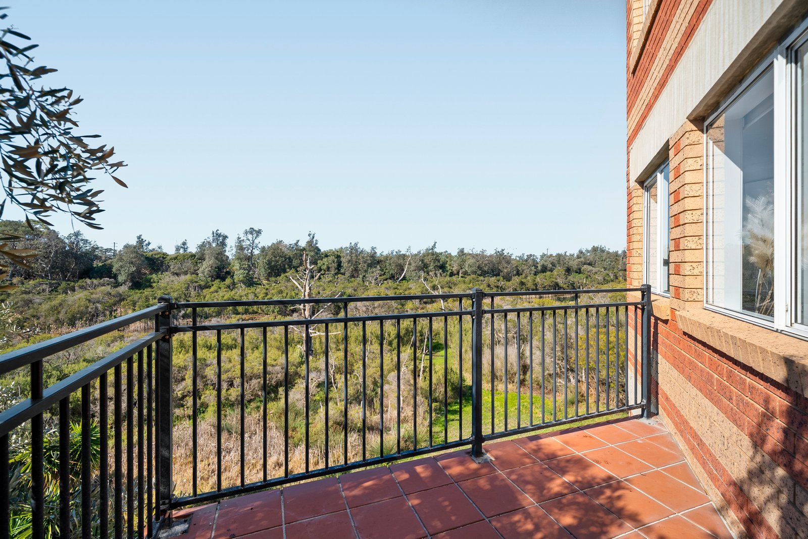 Gallery: 11/46-47 Nepean Highway