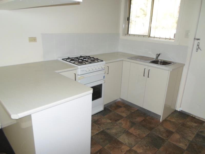 Gallery: 1/146 Geelong Road