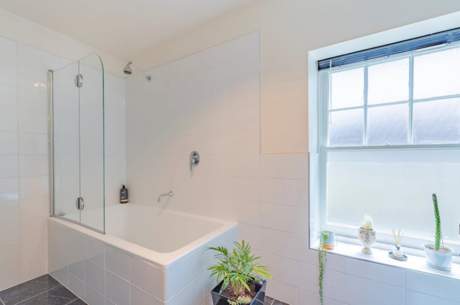 1/146 Harrington Street HOBART 14