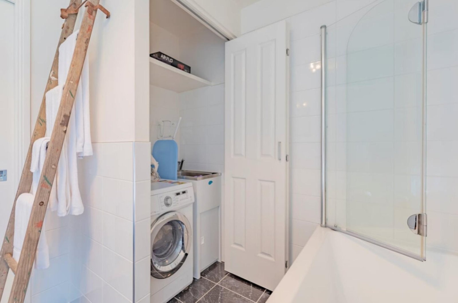 1/146 Harrington Street HOBART 15