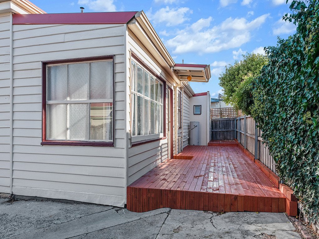 1/146 Hopkins Street MOONAH 15