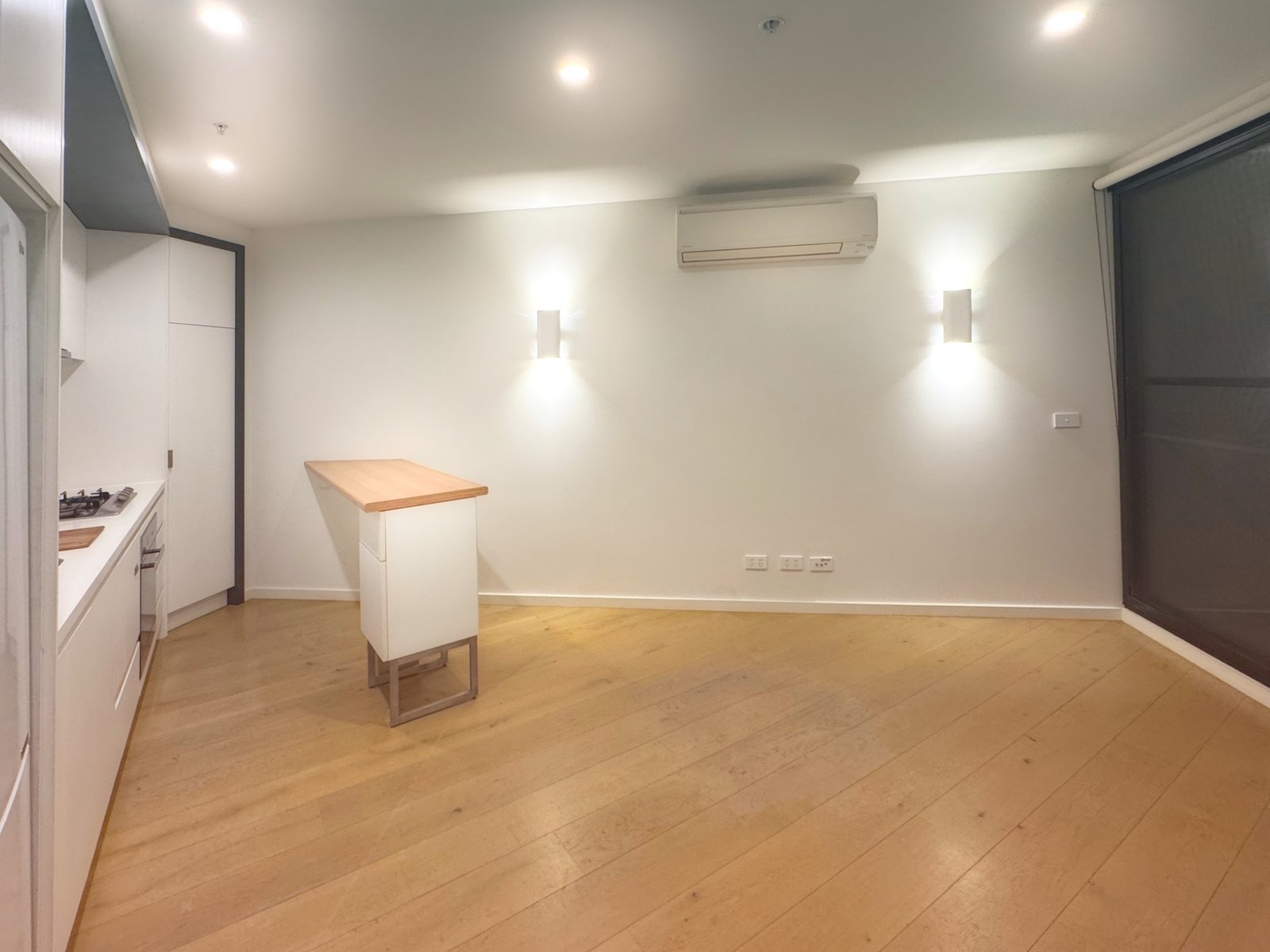 Gallery: 114/7 Balcombe Road