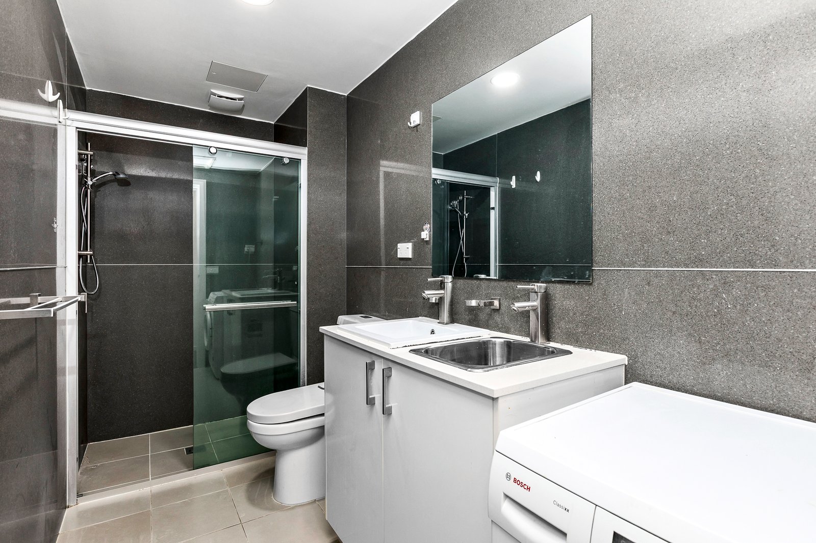 Real Estate and Property in 114/7 Dudley Street, Caulfield East, VIC