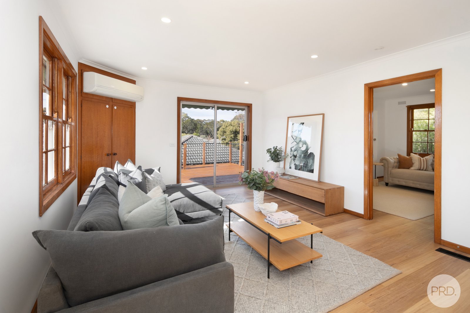 1147 Geelong Road MOUNT CLEAR 9