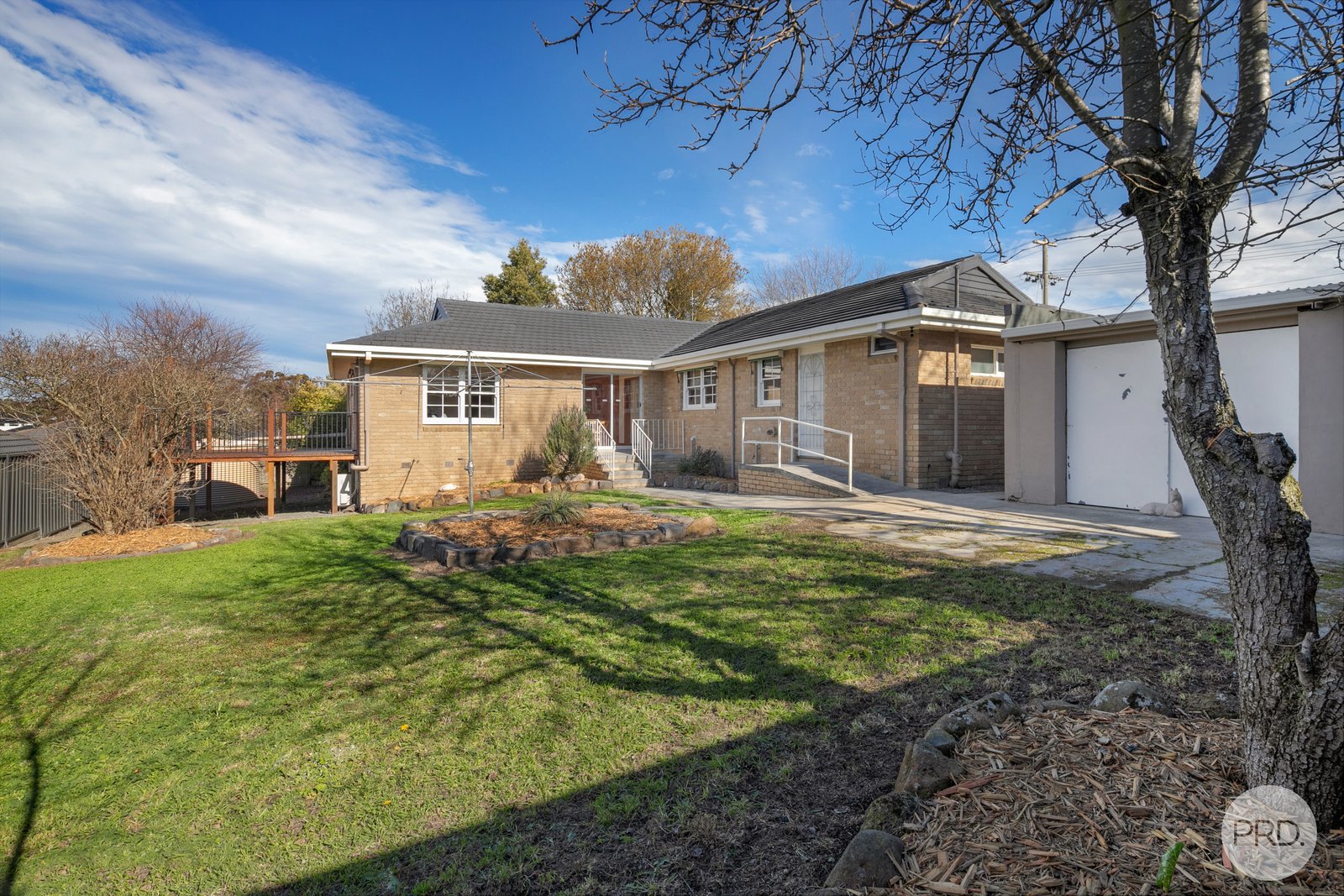 1147 Geelong Road MOUNT CLEAR 19