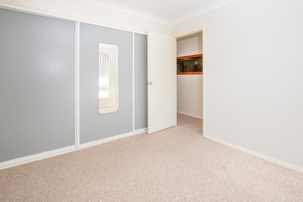 1/147 Weblands Street ABERGLASSLYN 6