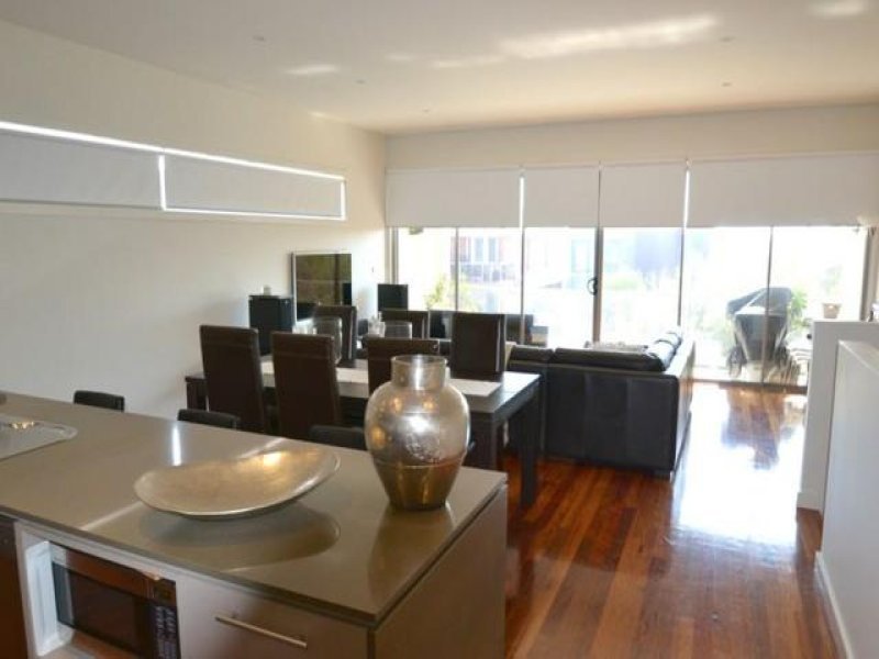 Gallery: 1/148 Nepean Highway