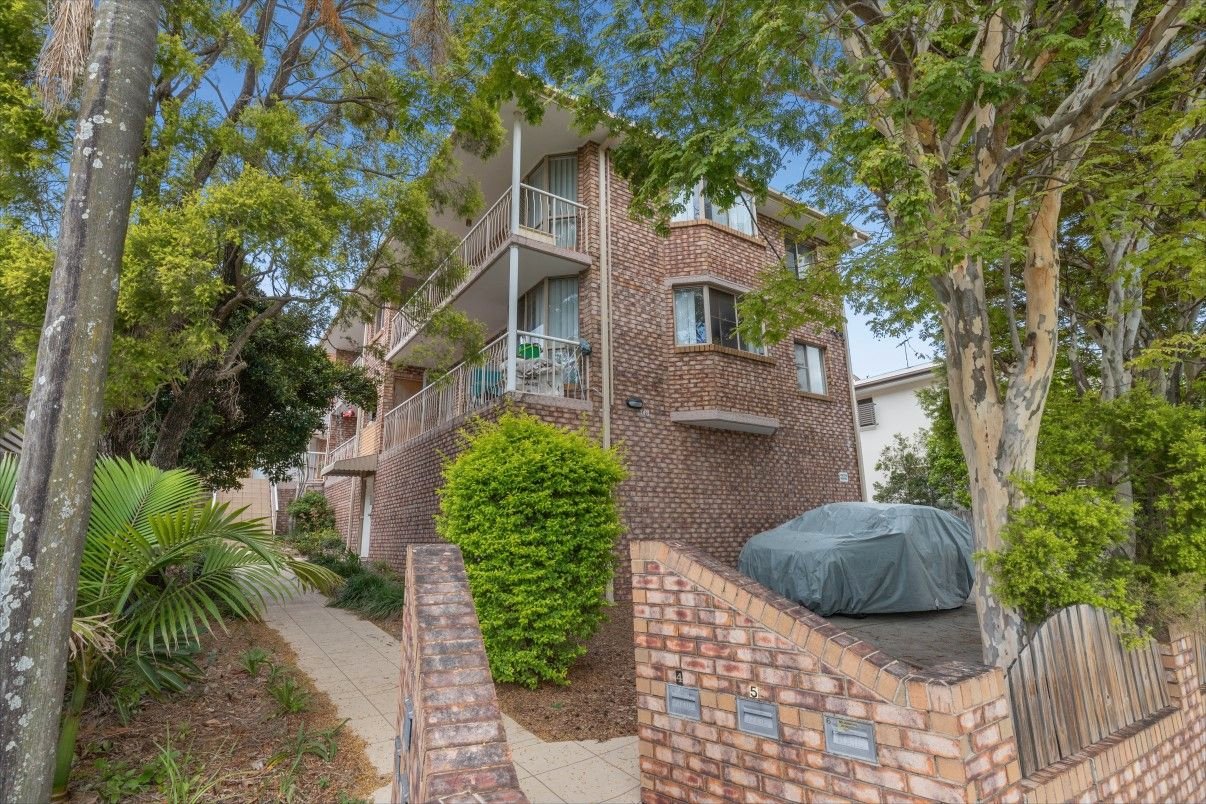 1/148 Stafford Road GORDON PARK 1