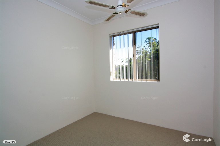 1/148 Stafford Road GORDON PARK 8