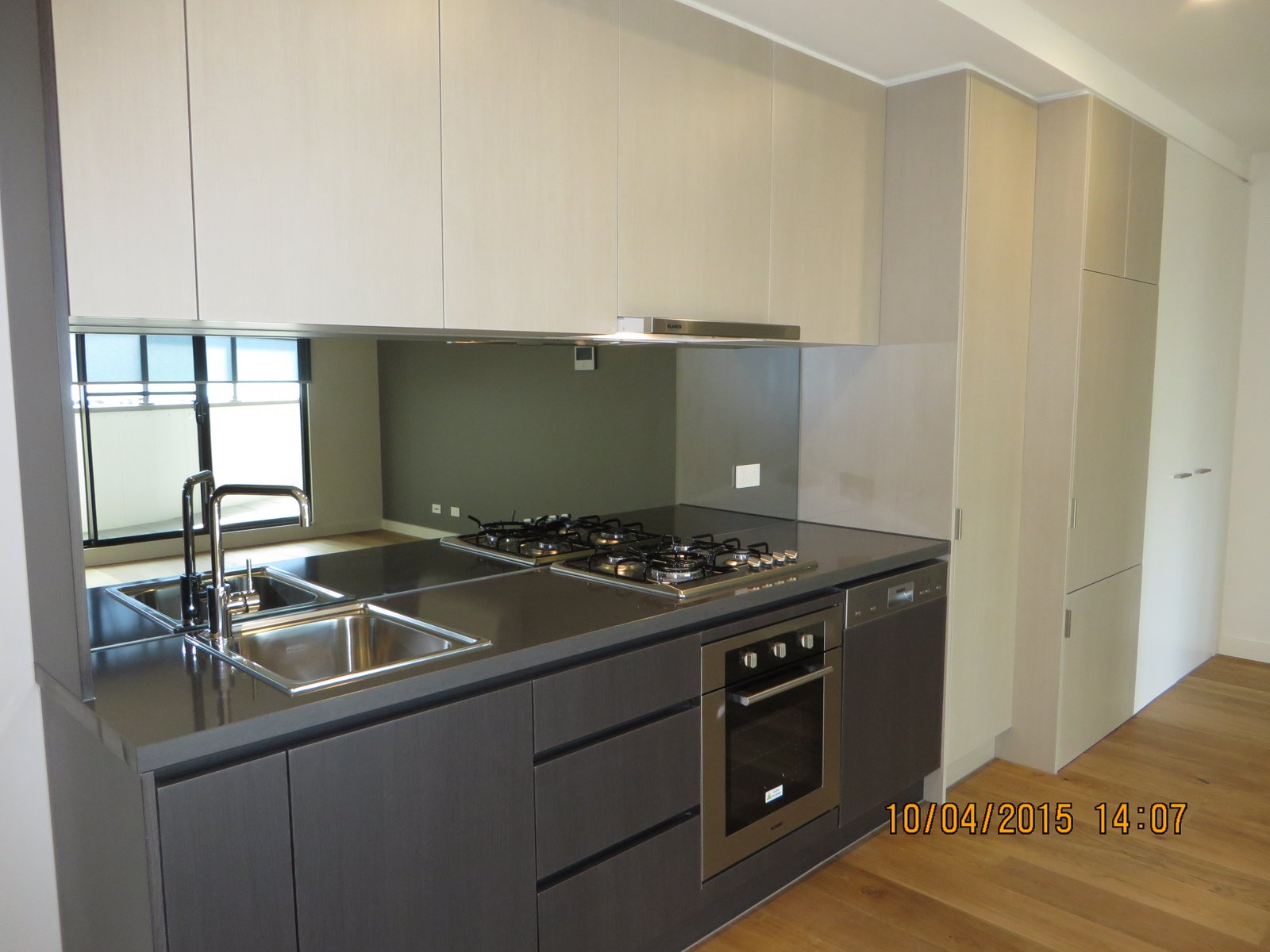 Gallery: 114/81 Warrigal Road