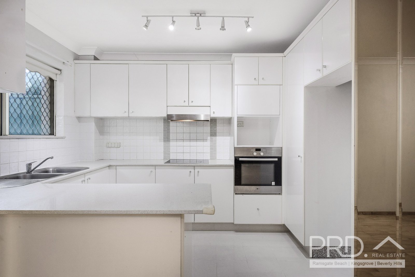 1/148B-148C Stoney Creek Road BEVERLY HILLS 5