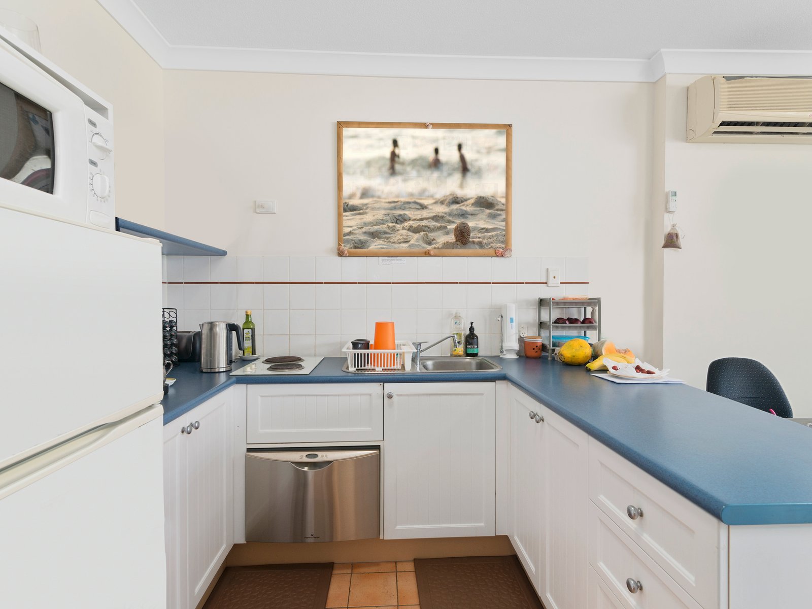 114/99 Griffith Street COOLANGATTA 3