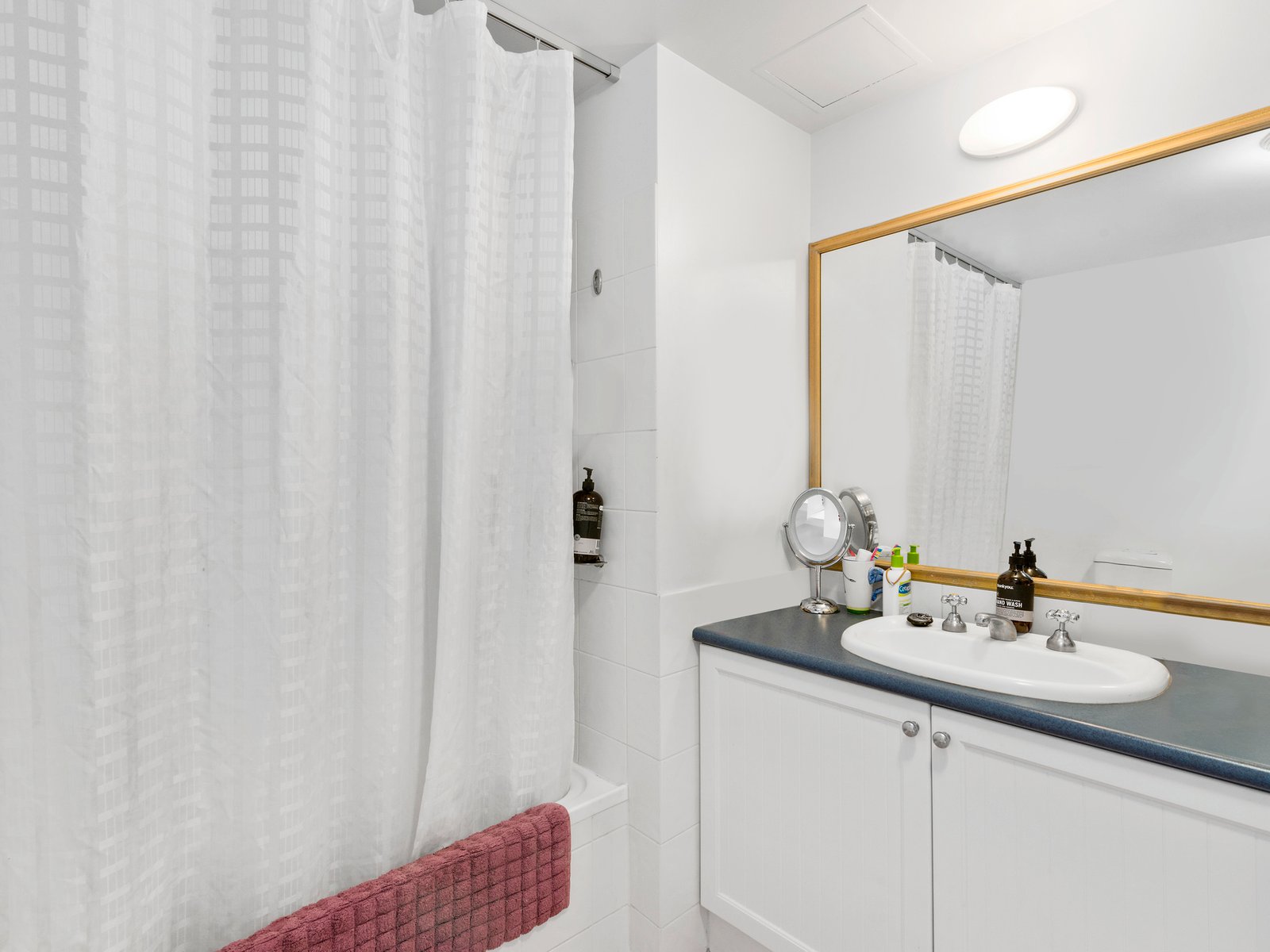 114/99 Griffith Street COOLANGATTA 6