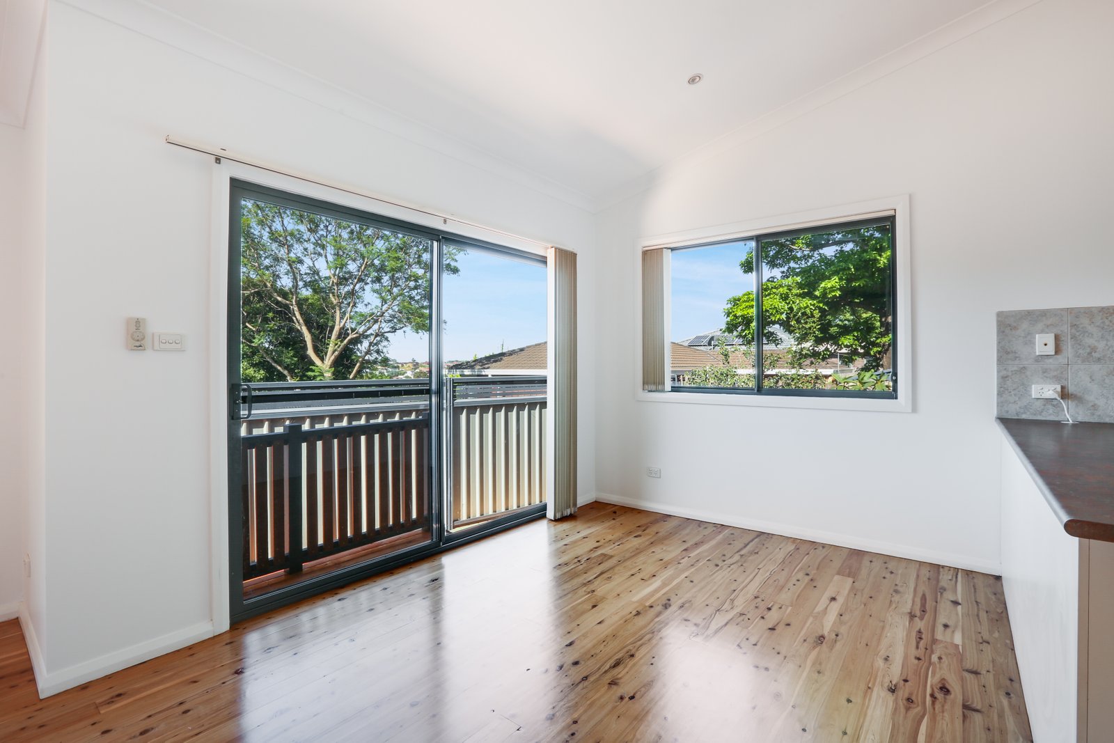 1/14a Binya Place FARMBOROUGH HEIGHTS 4