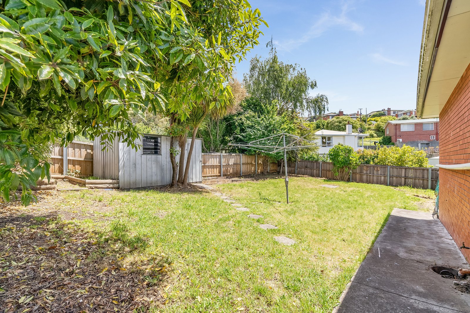 1/14a Hilton Road CLAREMONT 9