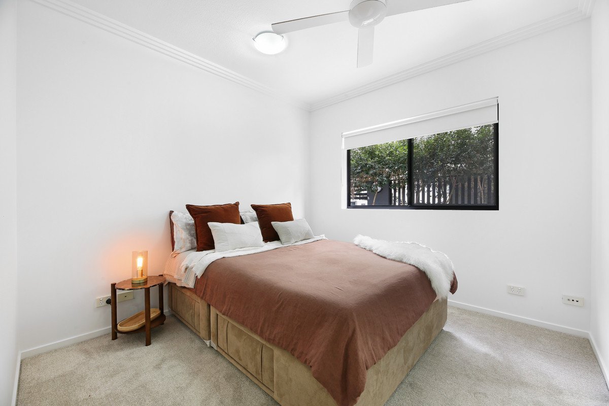 1/15-17 Bullimah Avenue Burleigh Heads 17