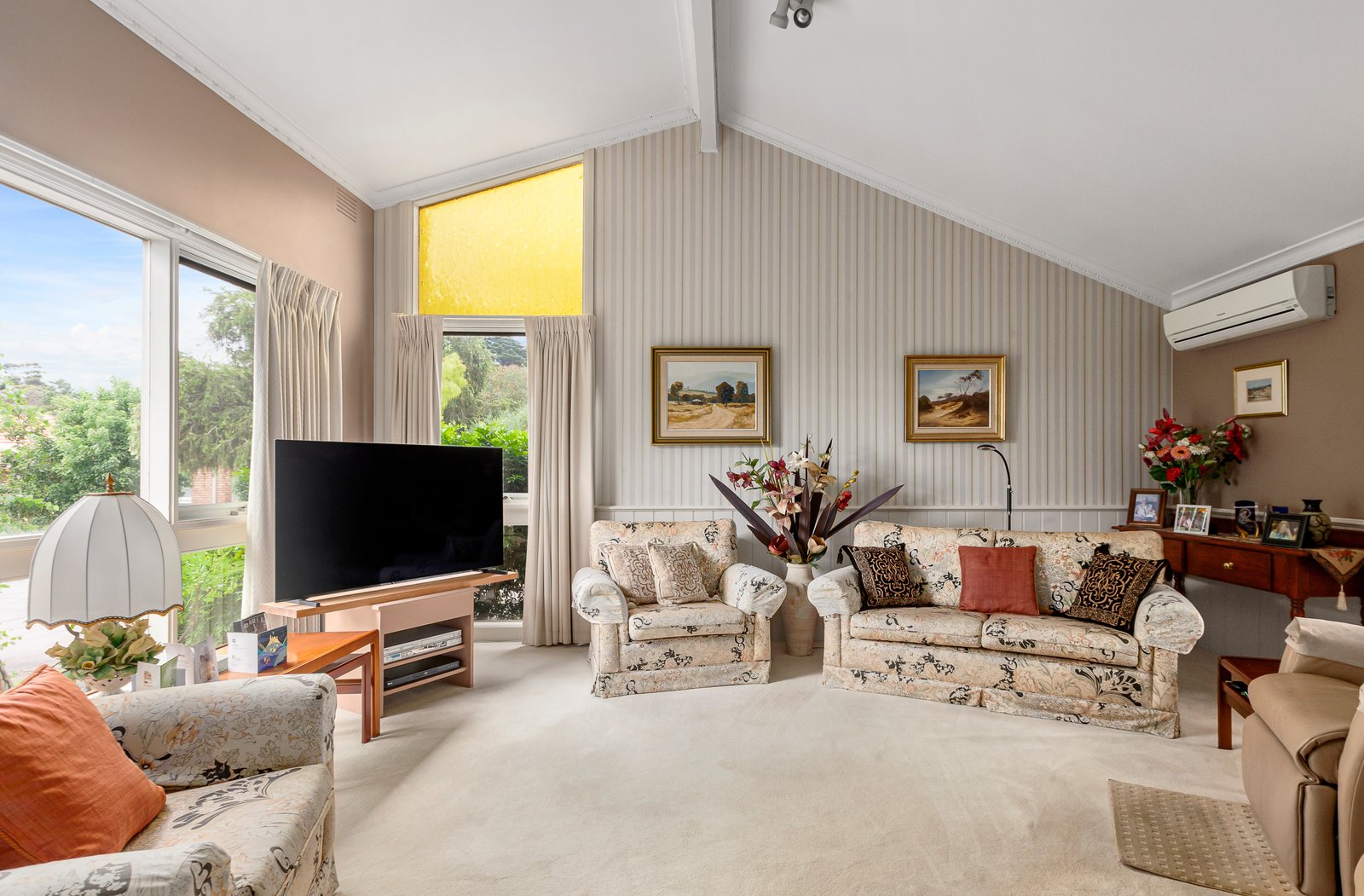 Real Estate and Property in 1/15-17 June Crescent, Templestowe, VIC