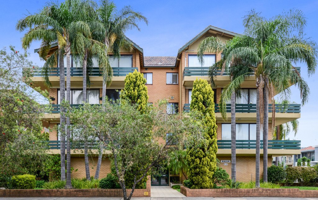 1/15-17 Malua Street DOLLS POINT 1