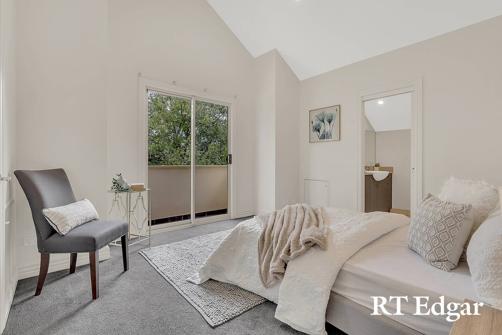 Real Estate and Property in 1/15-17 Rodney Street, Gisborne, VIC