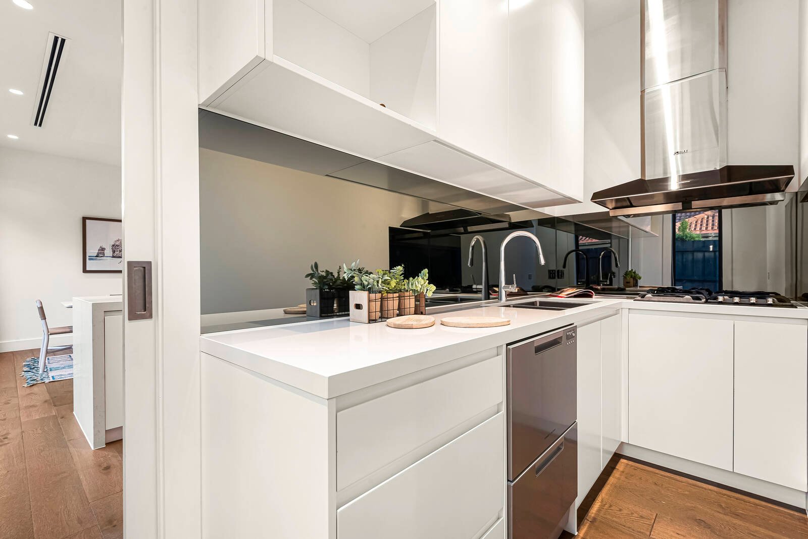 Real Estate and Property in 1/15 Alfred Road, Glen Iris, VIC