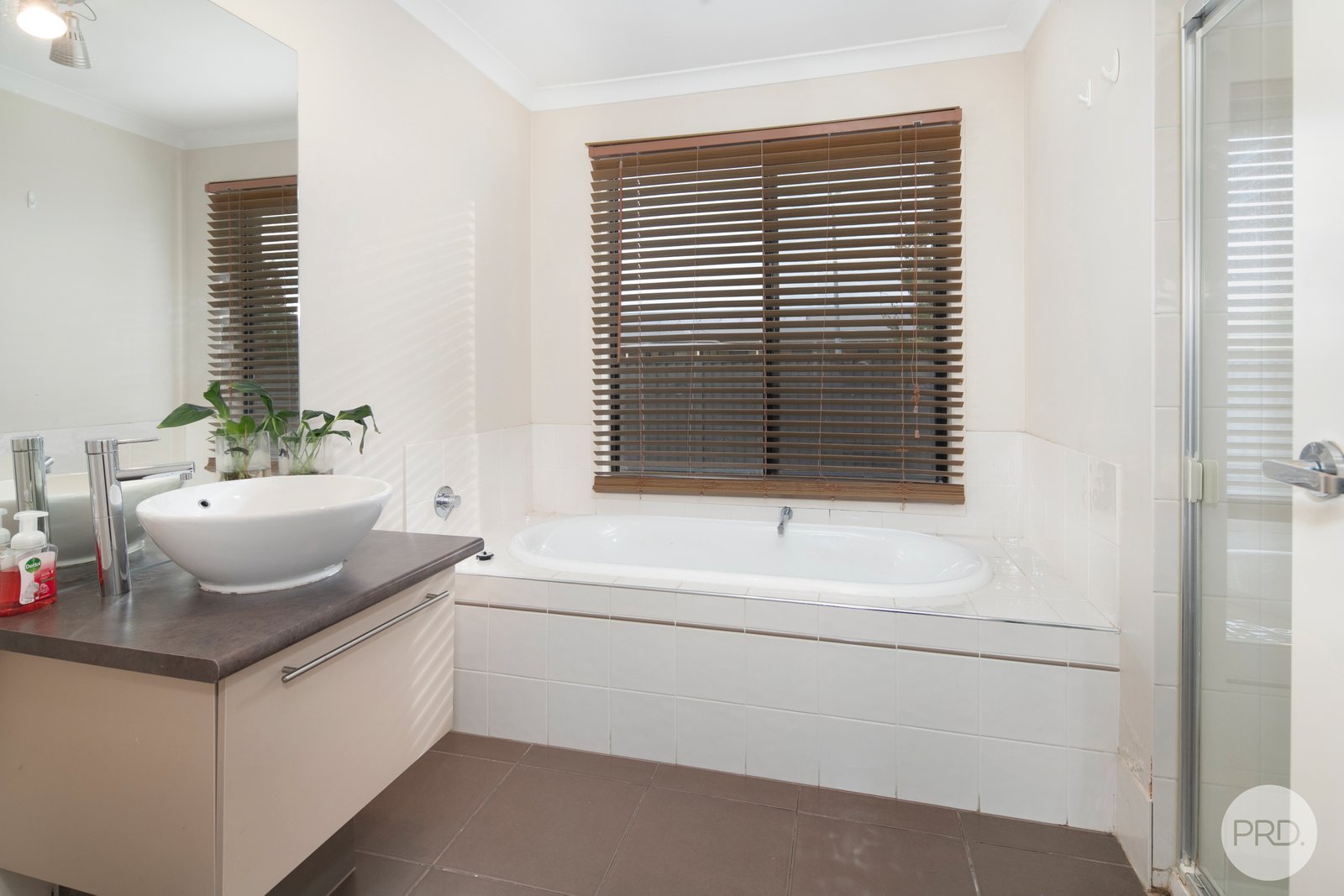 115 Alfredton Drive ALFREDTON 12