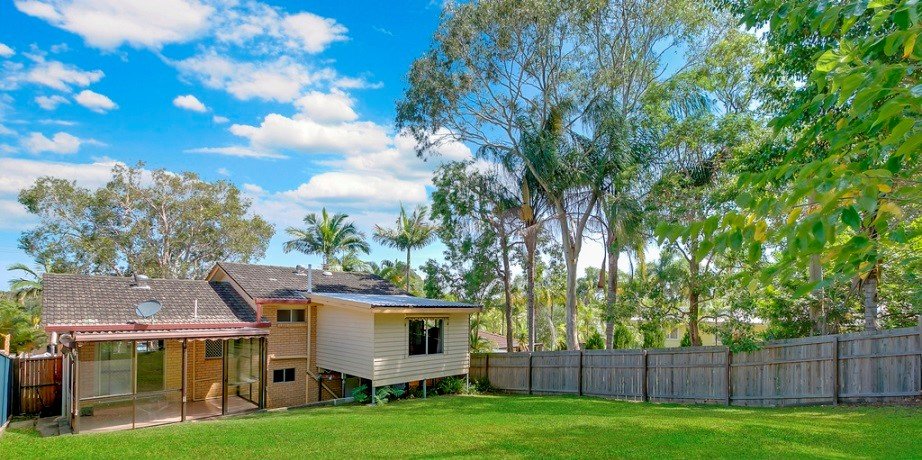 115 Benowa Road SOUTHPORT 1
