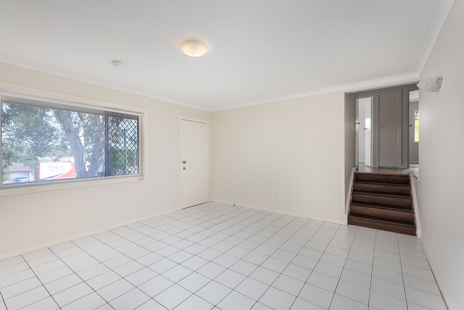 115 Benowa Road SOUTHPORT 5