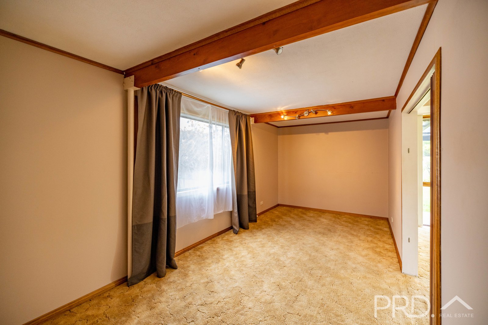 115 Broughton Street TUMUT 5