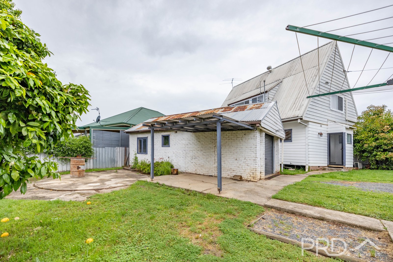 115 Broughton Street TUMUT 13