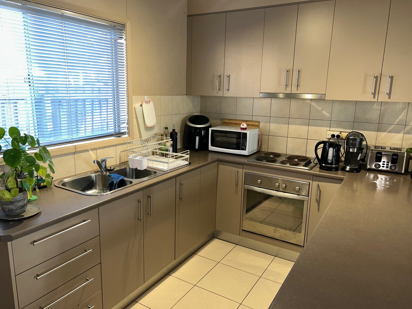 Gallery: 1/15 Buxton Road