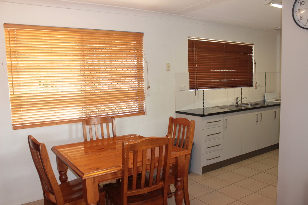 1/15 Carinya Drive CLINTON 5