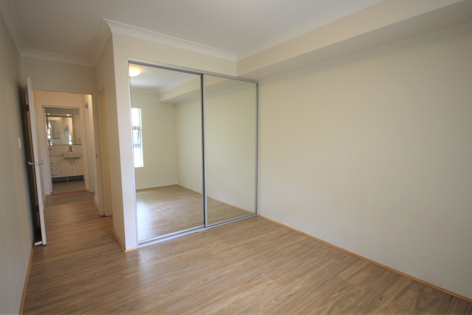 11/5 Carousel Close CROMER 6